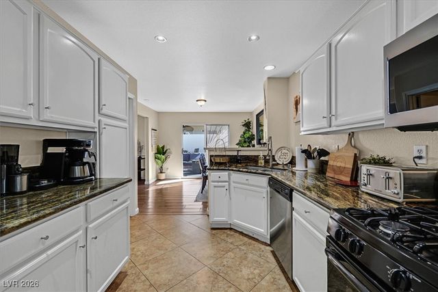 437 Temple Canyon Place, Henderson, NV 89074