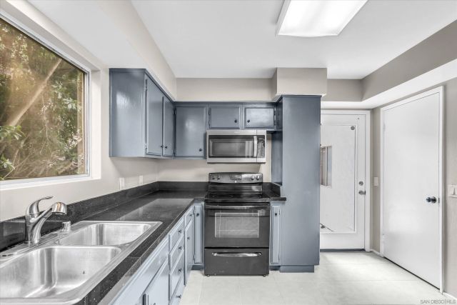 3801 Polaris Drive, La Mesa, CA 91941