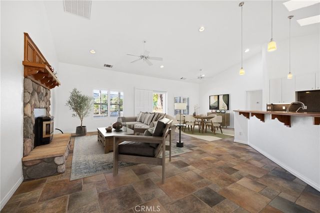 42300 Fig Street, Murrieta, CA 92562