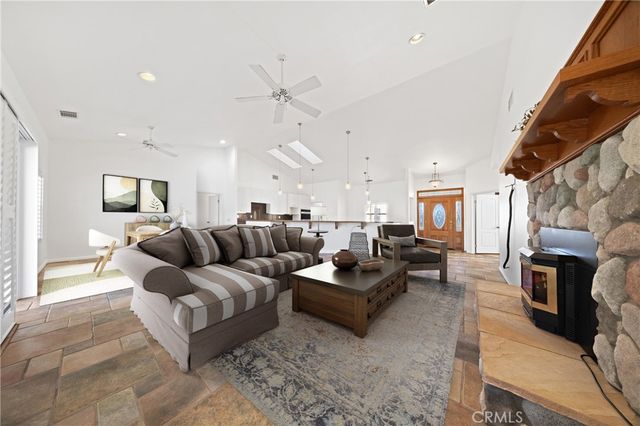 42300 Fig Street, Murrieta, CA 92562