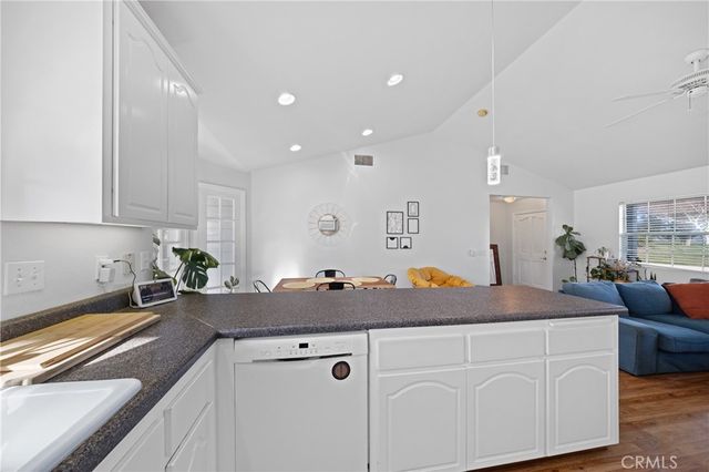 42300 Fig Street, Murrieta, CA 92562