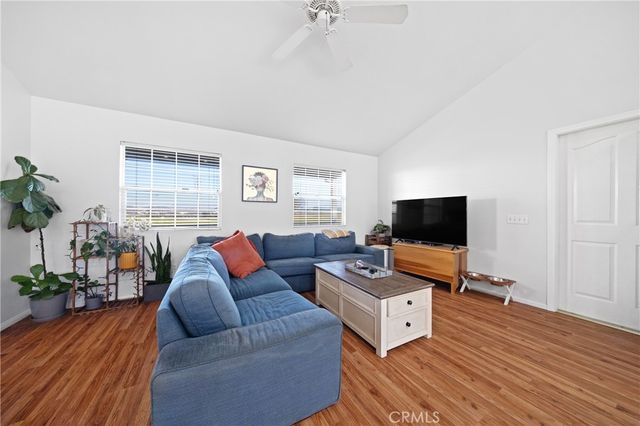 42300 Fig Street, Murrieta, CA 92562