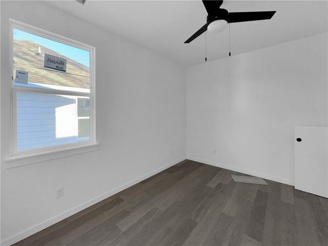 1870 E Fiji Street, Fayetteville, AR 72701