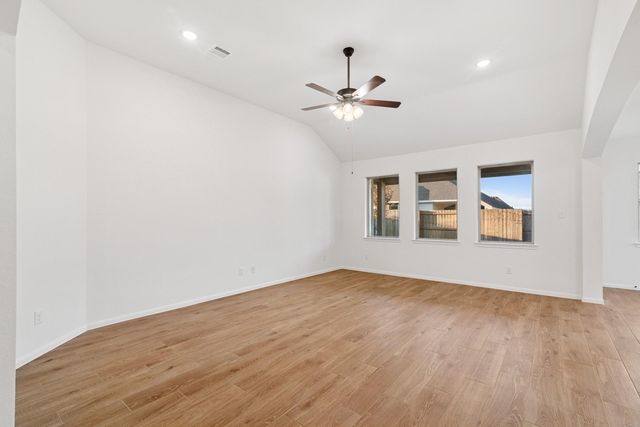 32306 Tallow Creek Drive, Waller, TX 77484