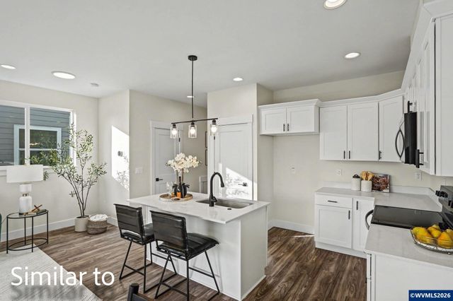 2562 Promise Wy, Lebanon, OR 97355