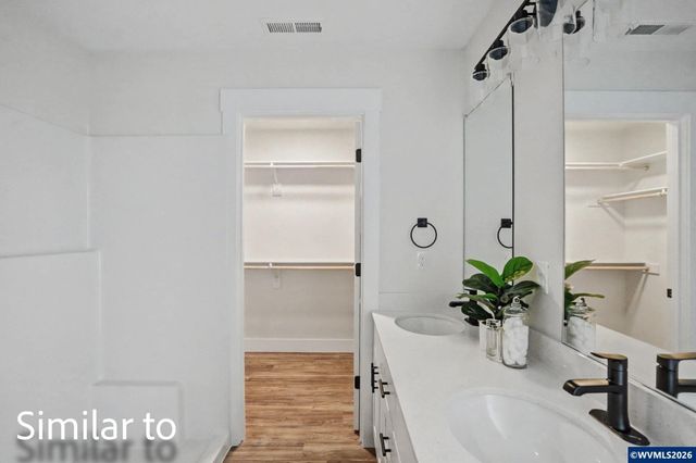 2562 Promise Wy, Lebanon, OR 97355