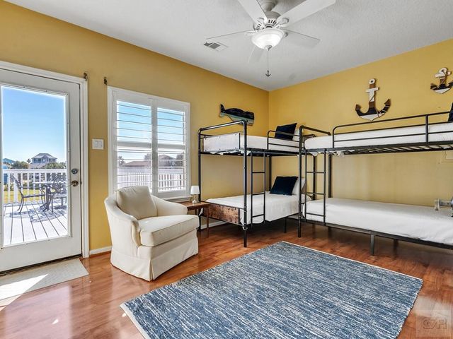 16627 Bayfront Drive, Jamaica Beach, TX 77554