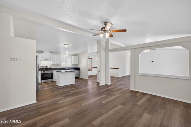 9107 E BAYWOOD Avenue, Mesa, AZ 85208