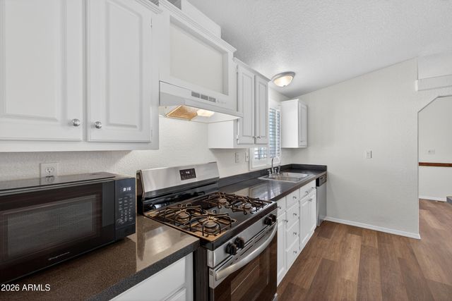 9107 E BAYWOOD Avenue, Mesa, AZ 85208