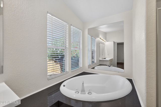 9107 E BAYWOOD Avenue, Mesa, AZ 85208