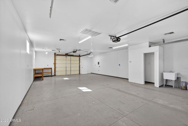 9107 E BAYWOOD Avenue, Mesa, AZ 85208