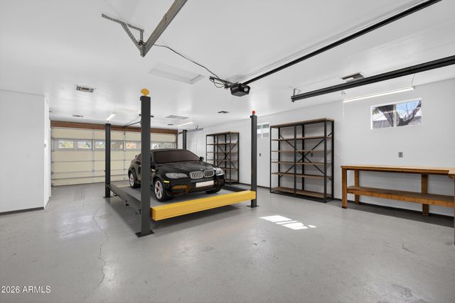 9107 E BAYWOOD Avenue, Mesa, AZ 85208