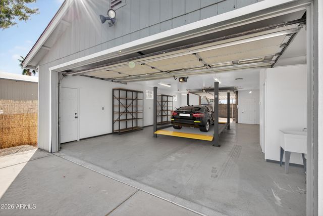 9107 E BAYWOOD Avenue, Mesa, AZ 85208