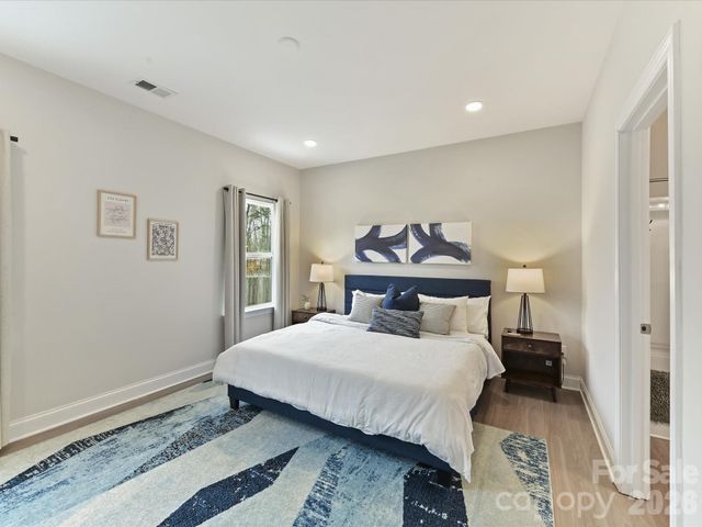 6400 Carver Boulevard, Charlotte, NC 28269