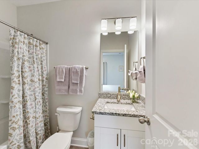 6400 Carver Boulevard, Charlotte, NC 28269