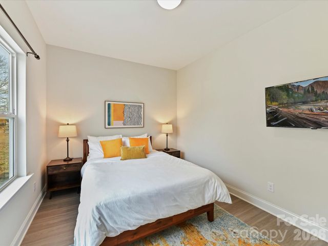 6400 Carver Boulevard, Charlotte, NC 28269