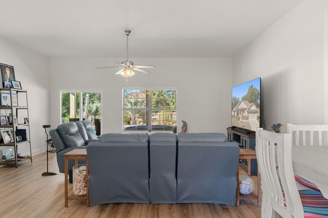 207 Pinque Coat Court, Crestview, FL 32536