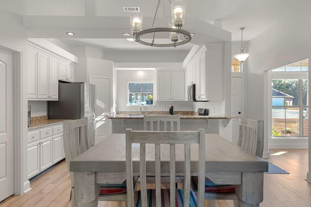 207 Pinque Coat Court, Crestview, FL 32536