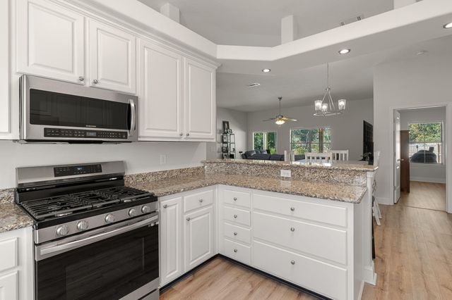 207 Pinque Coat Court, Crestview, FL 32536