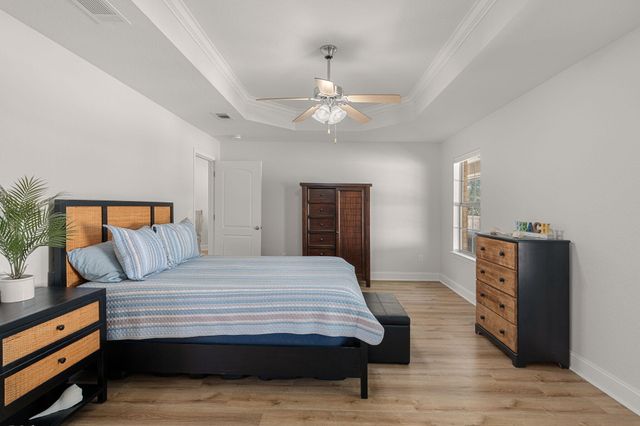 207 Pinque Coat Court, Crestview, FL 32536