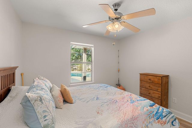 207 Pinque Coat Court, Crestview, FL 32536