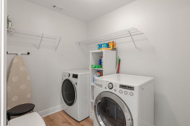 207 Pinque Coat Court, Crestview, FL 32536