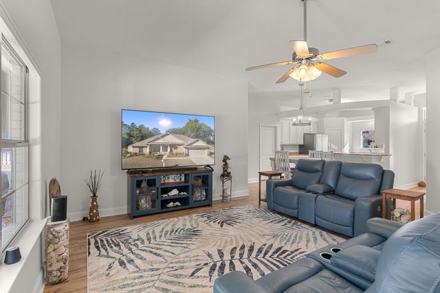 207 Pinque Coat Court, Crestview, FL 32536