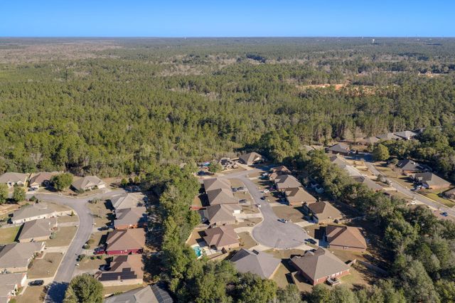 207 Pinque Coat Court, Crestview, FL 32536