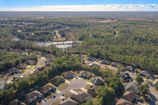 207 Pinque Coat Court, Crestview, FL 32536