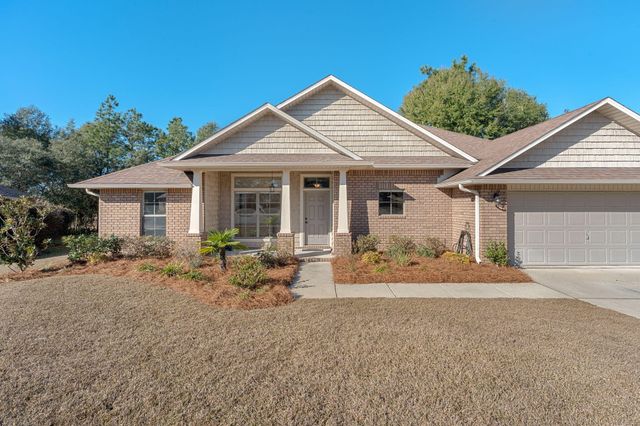 207 Pinque Coat Court, Crestview, FL 32536