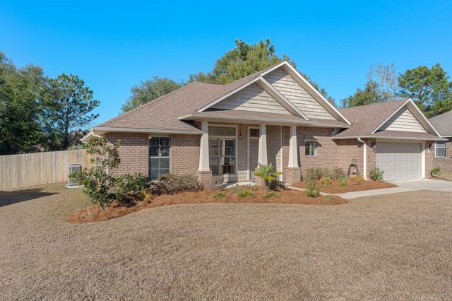 207 Pinque Coat Court, Crestview, FL 32536