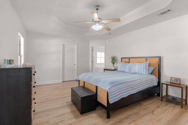 207 Pinque Coat Court, Crestview, FL 32536