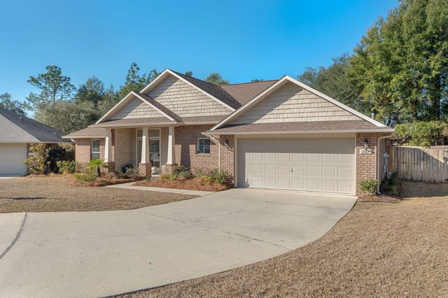 207 Pinque Coat Court, Crestview, FL 32536