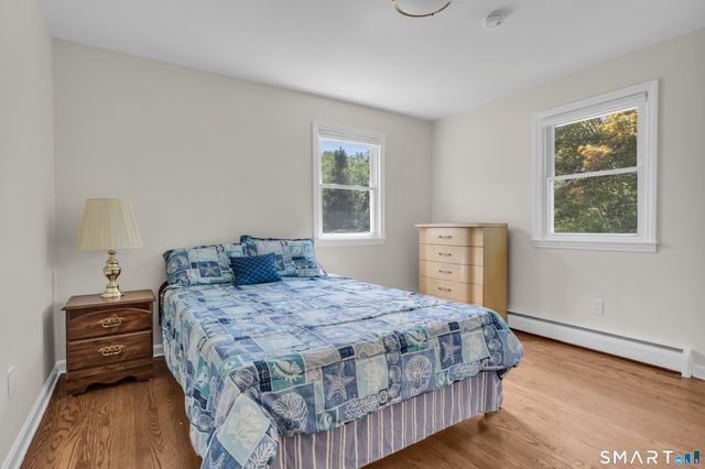22 Victoria Drive, Branford, CT 06405