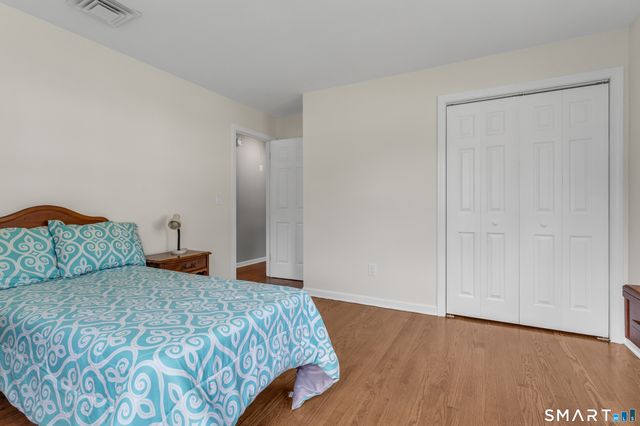 22 Victoria Drive, Branford, CT 06405