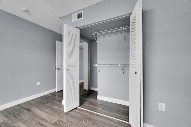 3679 NW Mediterranean Ln 301, Jensen Beach, FL 34957