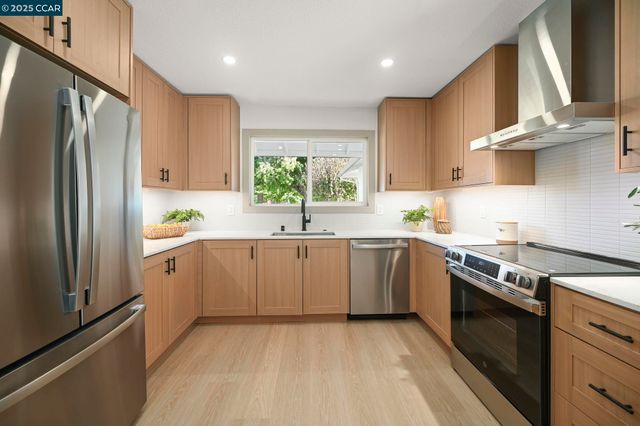 849 San Simeon Dr., Concord, CA 94518