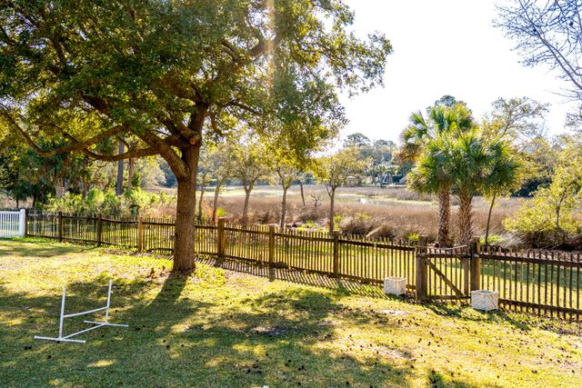 1476 Harbor Mist Court, Charleston, SC 29492