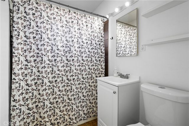 44043 Hoban Avenue, Lancaster, CA 93534