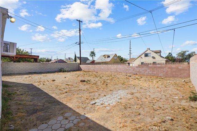 44043 Hoban Avenue, Lancaster, CA 93534