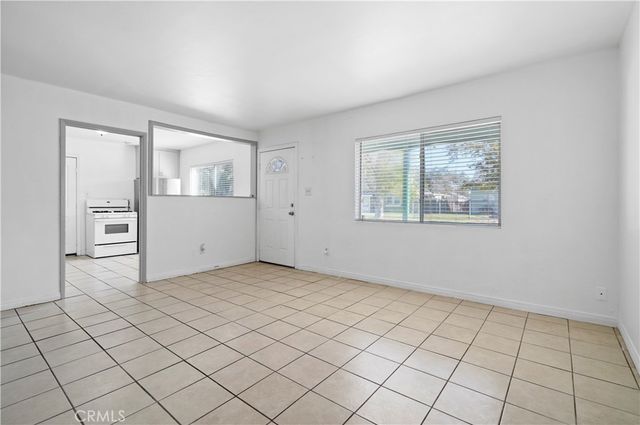 44043 Hoban Avenue, Lancaster, CA 93534