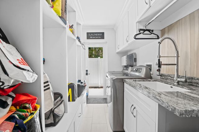 3051 NE 46th Street, Fort Lauderdale, FL 33308