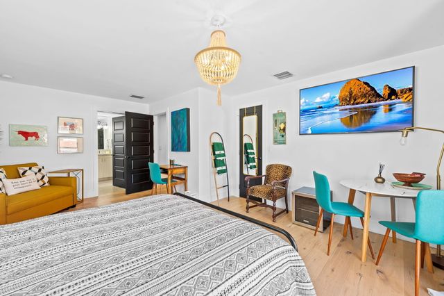 3051 NE 46th Street, Fort Lauderdale, FL 33308