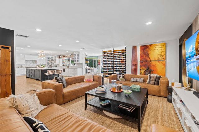 3051 NE 46th Street, Fort Lauderdale, FL 33308