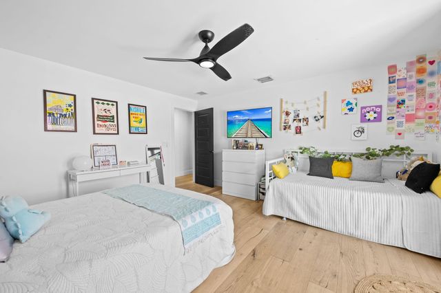 3051 NE 46th Street, Fort Lauderdale, FL 33308