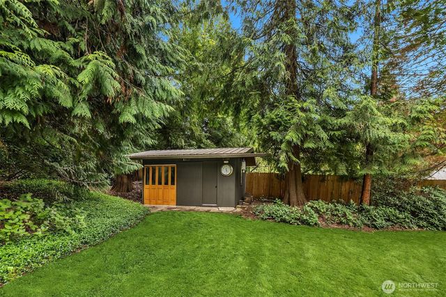 3908 142nd Place NE, Bellevue, WA 98007