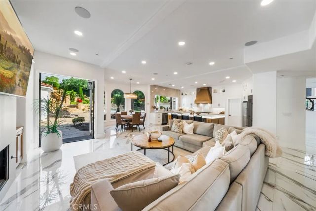 28572 Paseo Zorro, San Juan Capistrano, CA 92675