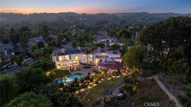 28572 Paseo Zorro, San Juan Capistrano, CA 92675