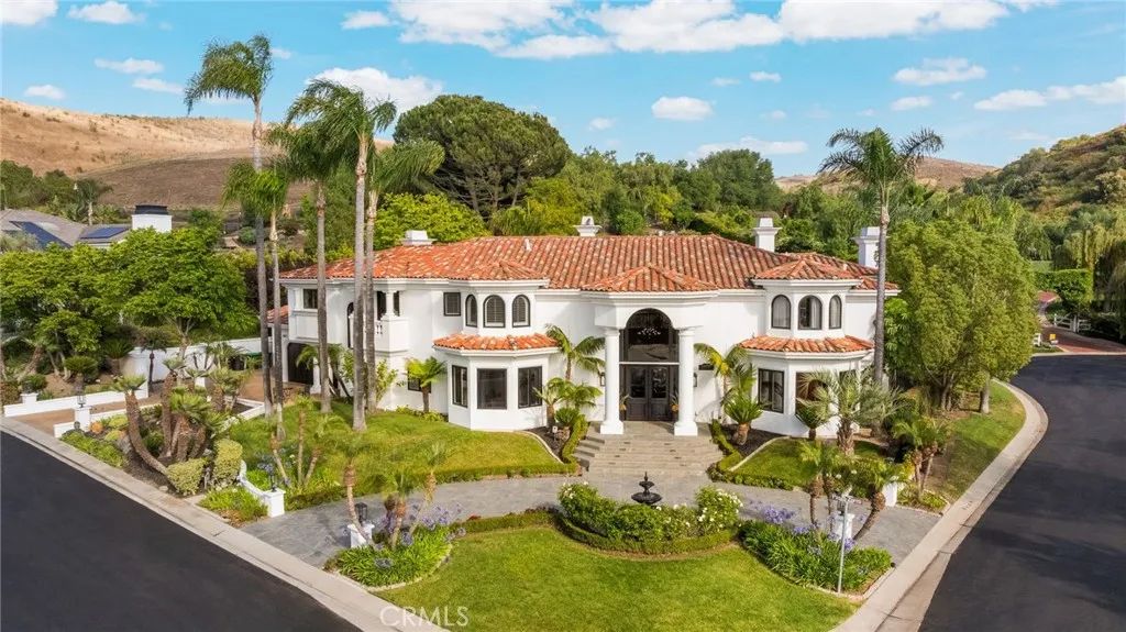 28572 Paseo Zorro, San Juan Capistrano, CA 92675