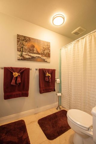 2128 Park Ridge Dr, Riverbank, CA 95367